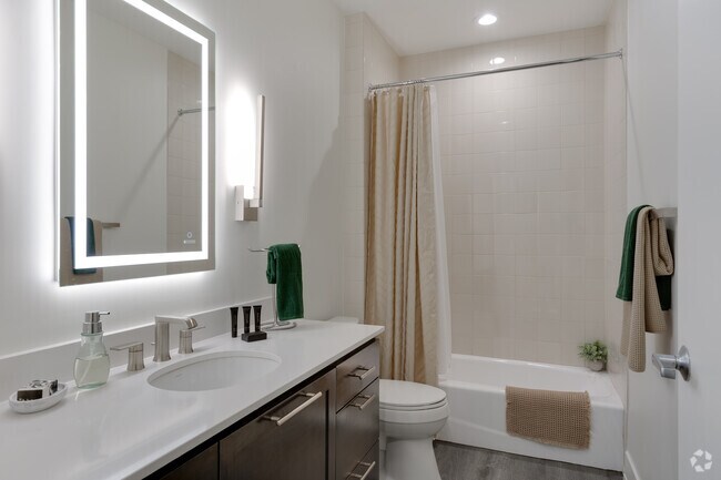 2BR, 2BA - 1,394SF - Bathroom - The Residences on High Street
