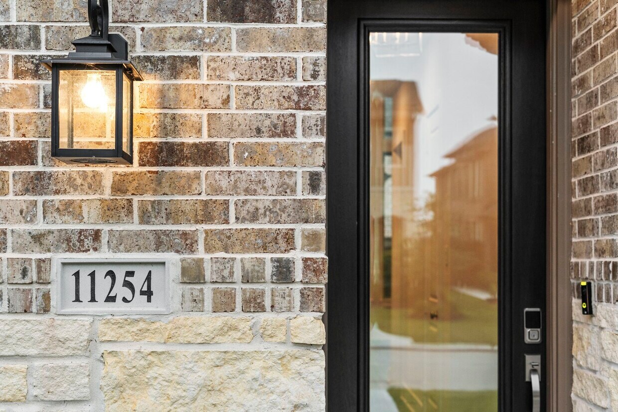 Foto principal - 11254 Buchanan Cvs Ln