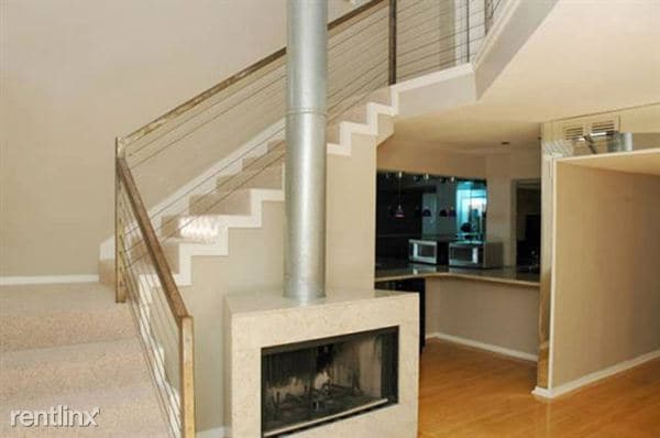 Building Photo - 4935 Junius St