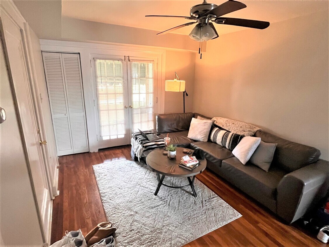 104 Newburn Dr Unit 3, Pittsburgh, PA 15216 104 Newburn Dr Pittsburgh