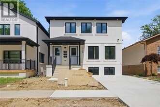 Building Photo - 2490 George Ave