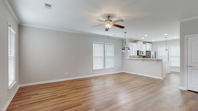 Building Photo - 82 Reese Way