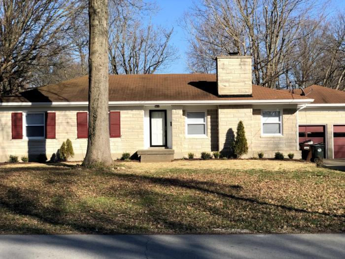 Foto principal - 5 bedroom in Louisville KY 40220