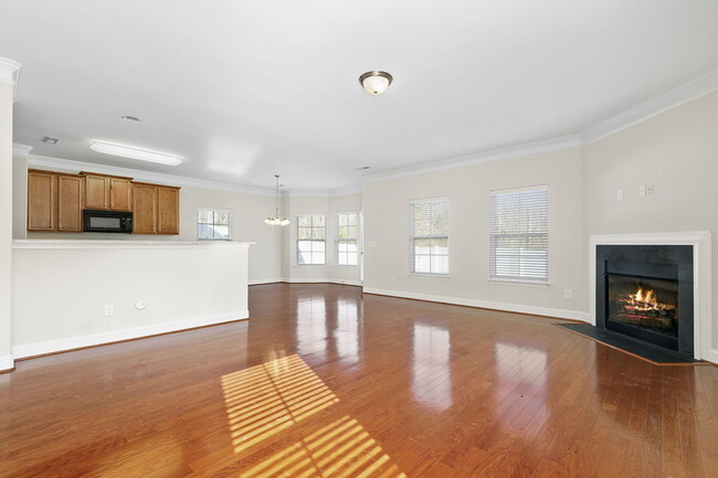 Building Photo - 3850 Jade Ct
