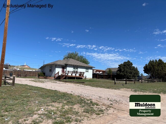 Foto del edificio - 7380 Maine Ln