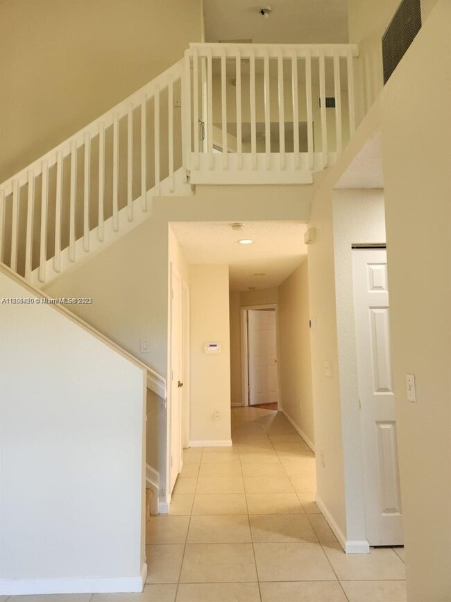 Foto del edificio - 2090 NW 99th Way