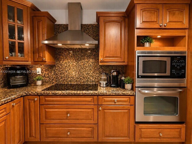 Foto del edificio - 10290 SW 24th Ct