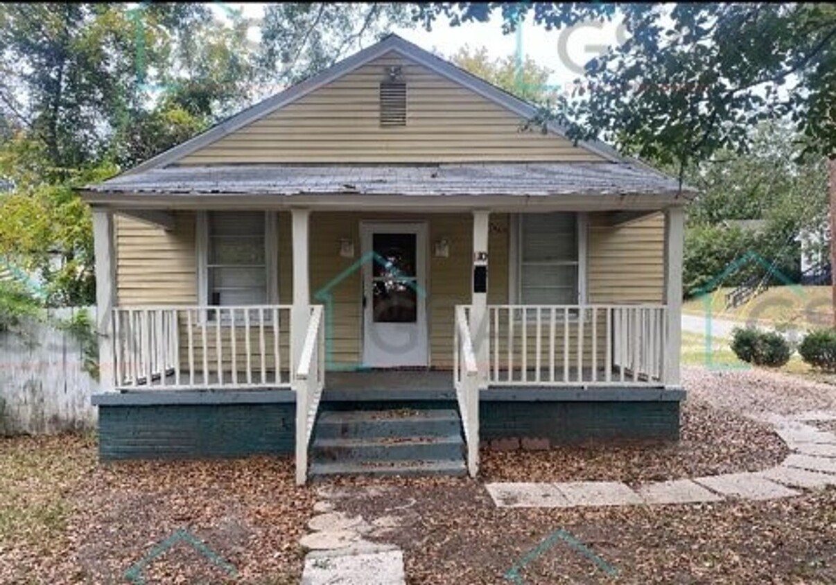 Primary Photo - 2 Bedroom House!