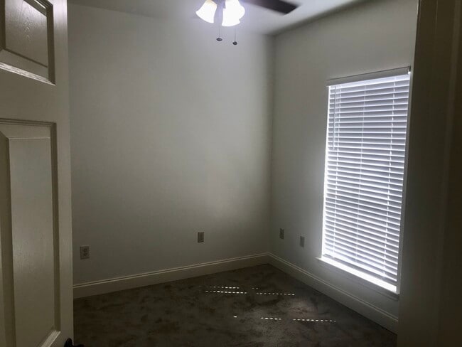 2nd Bedroom - 37150 Woodgate Ave