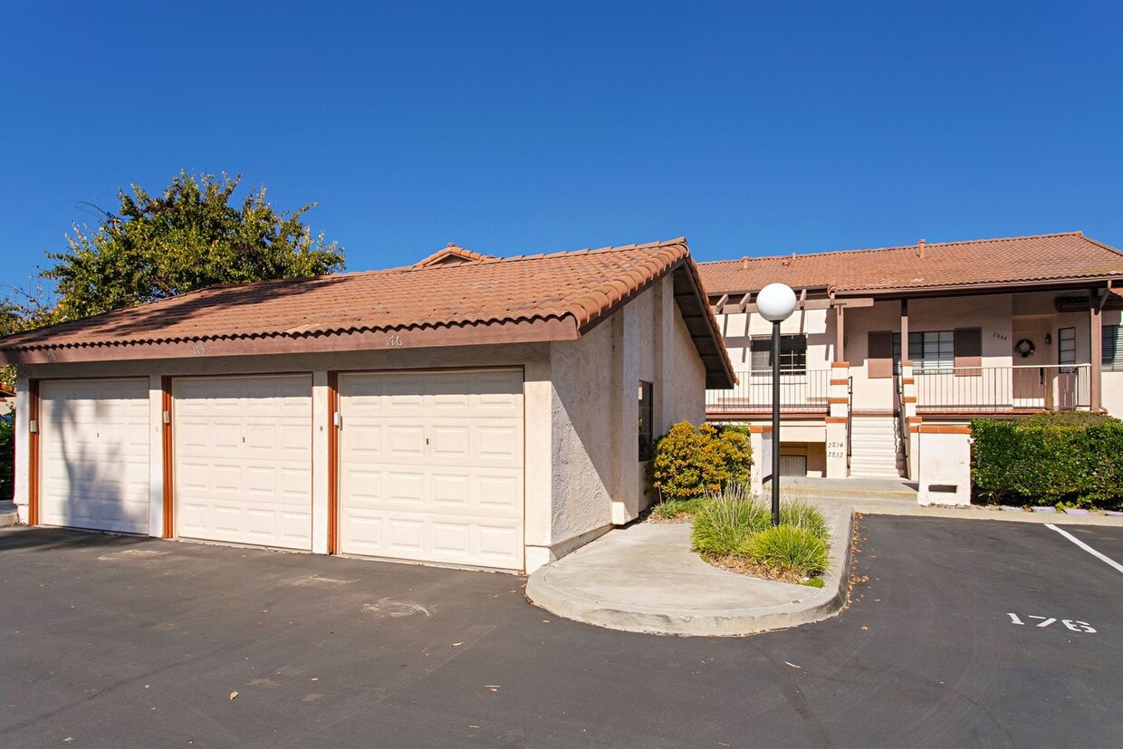 Primary Photo - Beautiful 2 bed 2 bath in Carlsbad!