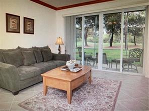 Foto del edificio - 3455 Laurel Greens Ln N
