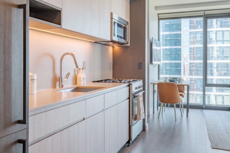 Photo - 123 E Roosevelt Rd (Chicago, IL)