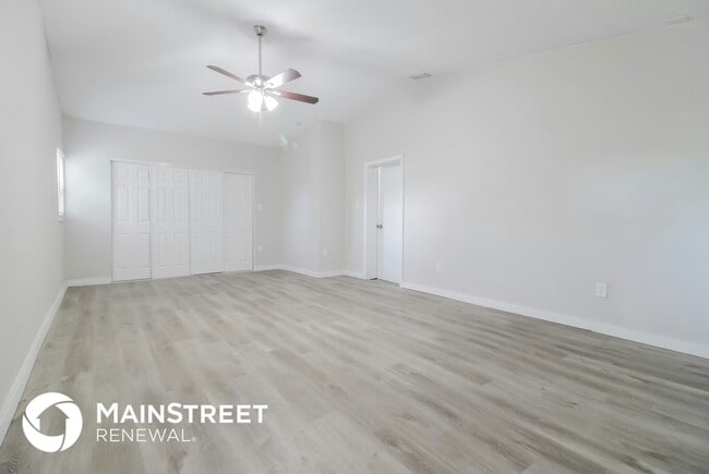 Building Photo - 1310 Cypress Ave