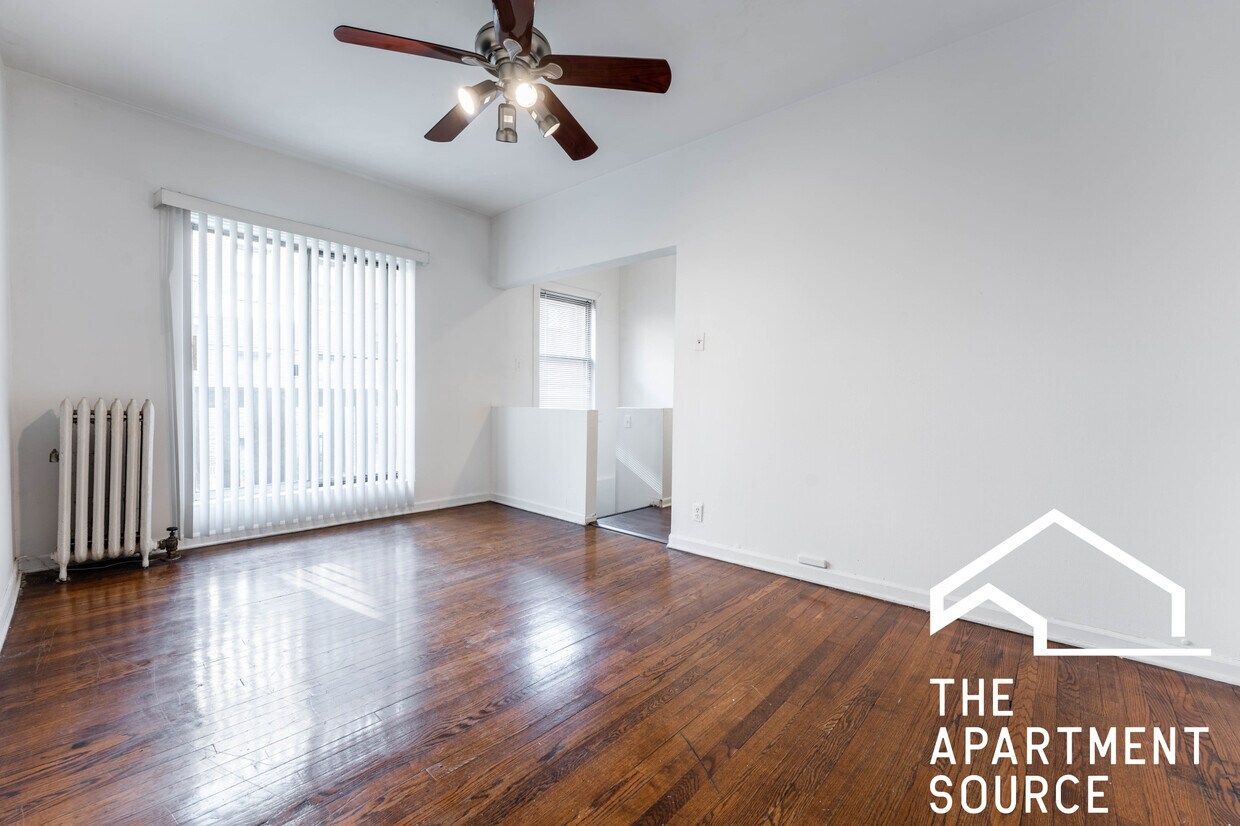 Foto principal - 3026 N Halsted St