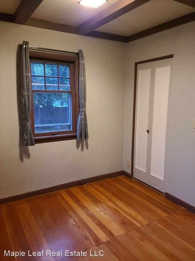 Building Photo - 2 br, 1 bath House - 601 Williams Ave S