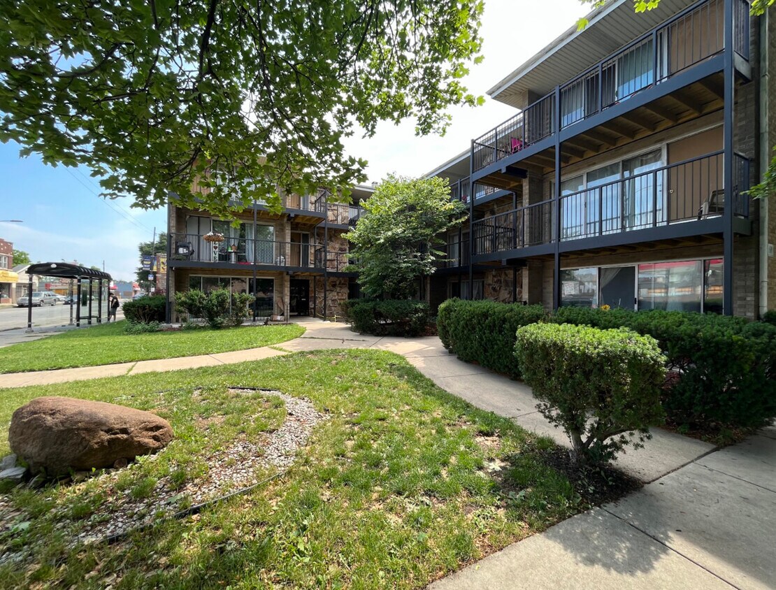 5300 S Kedzie Ave Unit 202, Chicago, IL 60632 Condo for Rent in
