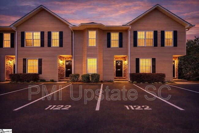 Photo - 1122 E Lee Rd Townhome