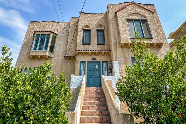 Building Photo - 650 Maltman Ave