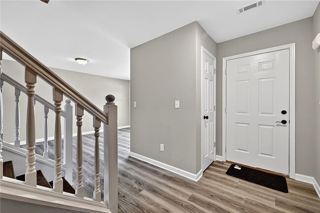 Building Photo - 1065 Maple Valley Ct