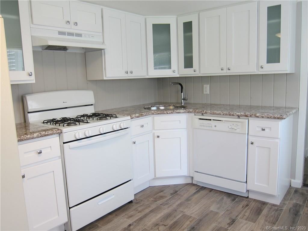 Primary Photo - 36 Burritt Ave
