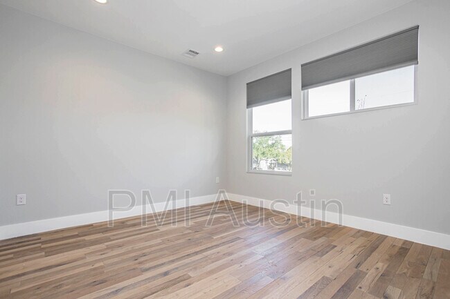 Building Photo - 6716 Mira Loma Ln