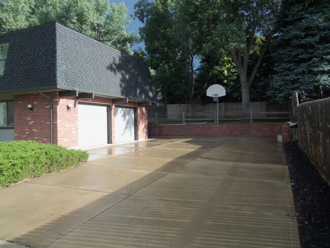 Foto del edificio - 10660 W 79th Pl