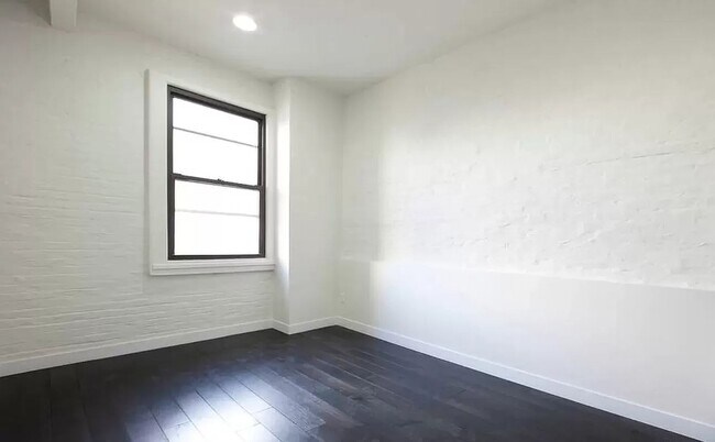 Building Photo - 63 Spring Street