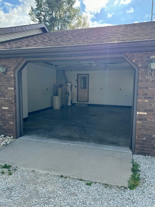 Garage - 7255 Gomer Rd