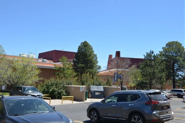 Building Photo - University Meadows Condo For Rent
