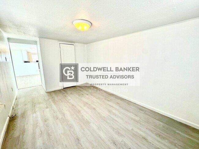 Foto del edificio - 2305 27th St
