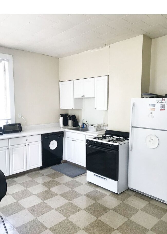 Foto del edificio - 2811 Glendora Ave