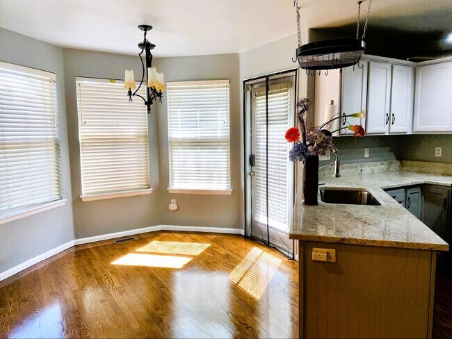 Foto del edificio - Beautiful SFH House for Rent in Arvada