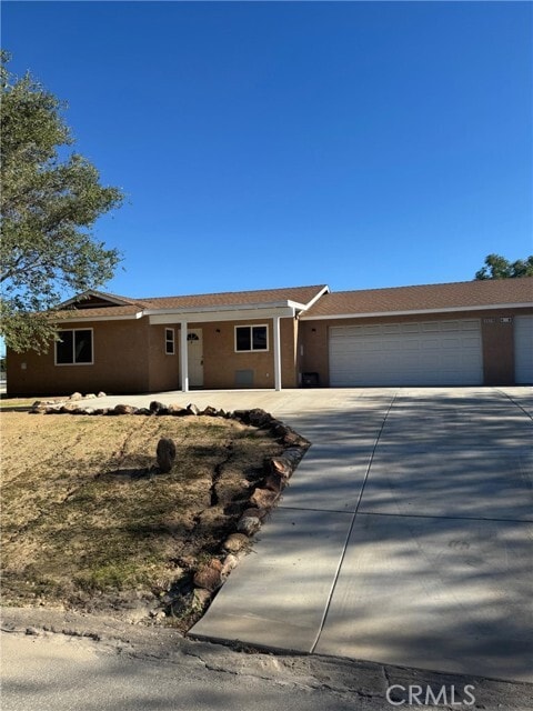 Building Photo - 55215 Airlane Dr