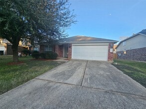 Building Photo - 23506 Hidden Maple Dr