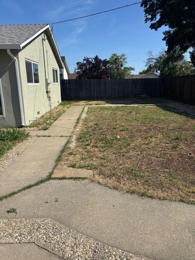 Foto del edificio - 3 B/D 2 B/A HOUSE IN MARYSVILLE AVAILABLE NOW