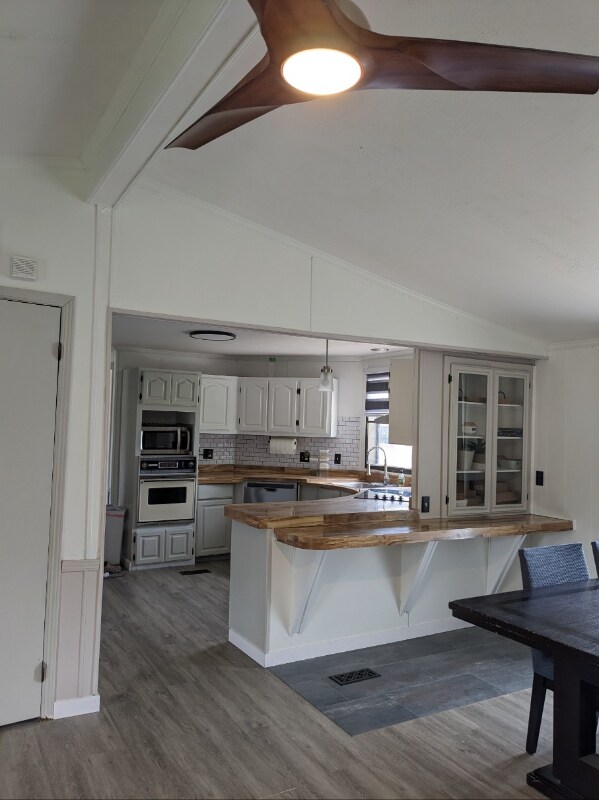 Foto del edificio - 101 W Skyway Dr