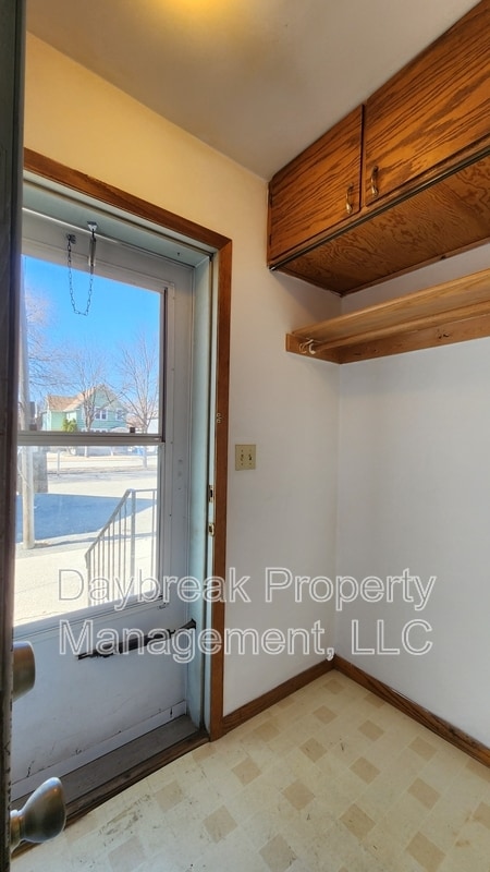 Building Photo - 1117 2nd Ave S
