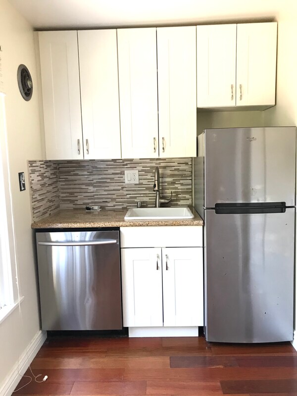 Foto del edificio - 4866 Park Blvd