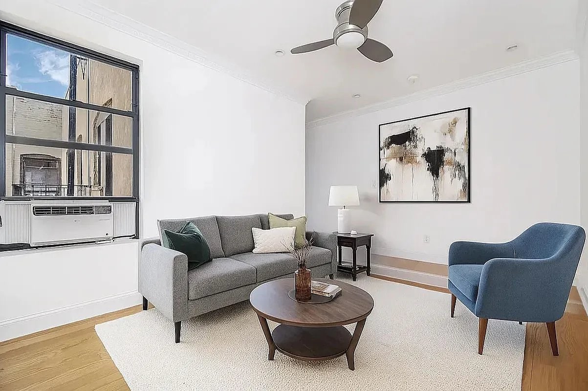 Foto principal - 380 S 4th St