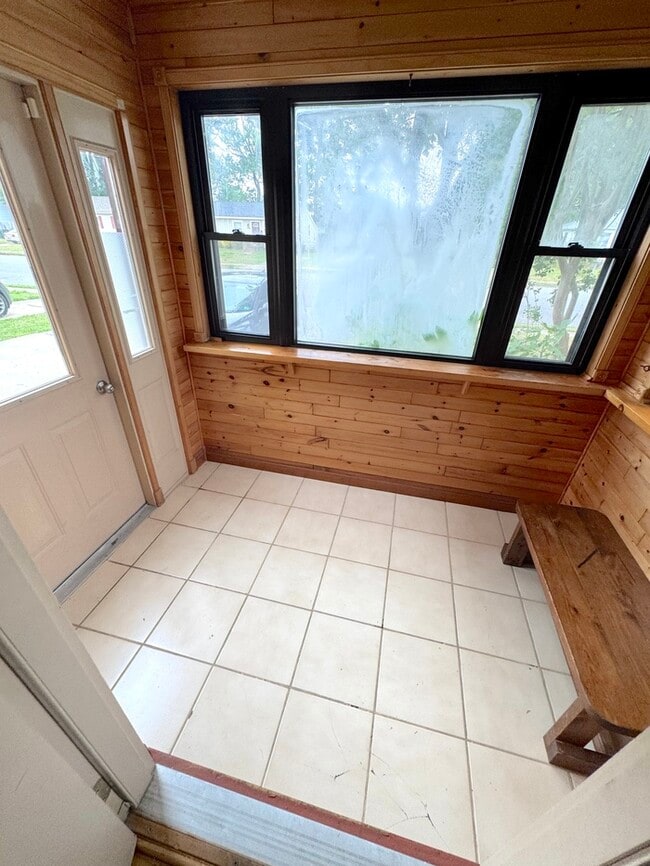 Photo - 5007 Hazelwood Rd (Newport News, VA) House