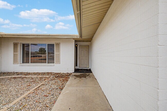 Building Photo - 4401 S Rita Ln