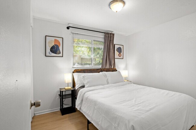 Foto del edificio - 3721 E Clifton St