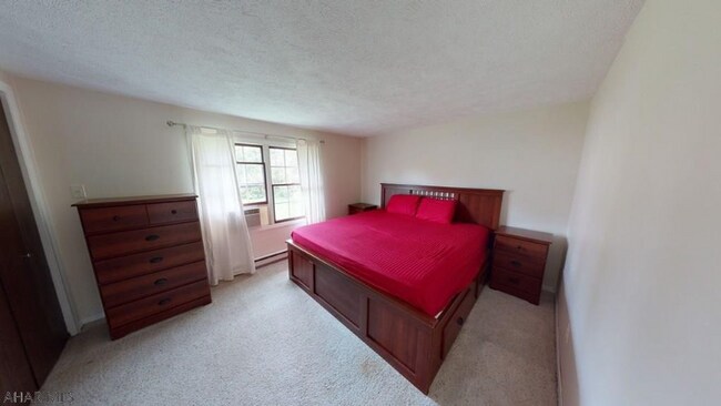 Foto del edificio - 629 Harvest View Ln