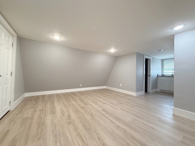 Foto del edificio - 6079 FM 1753