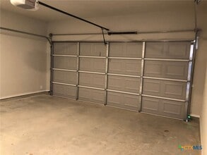 Building Photo - 635 Ashers Pl