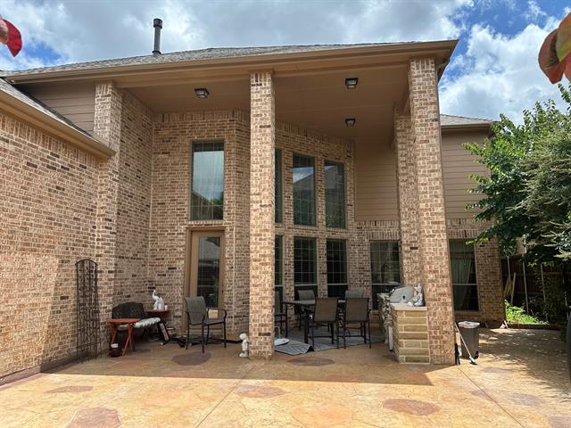 Foto del edificio - 8013 Sutherland Ln
