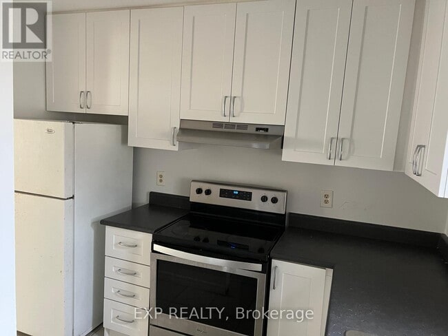 Building Photo - 151 Bonaventure Dr