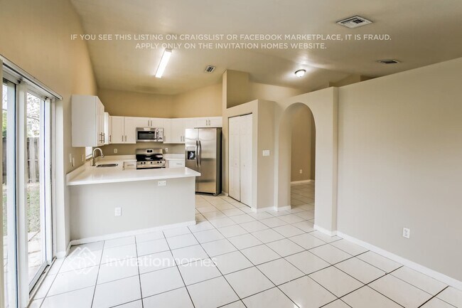 Foto del edificio - 1365 SW 106th Ave