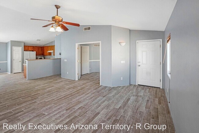 Building Photo - 4 br, 2 bath House - 4663 S. Valley Road