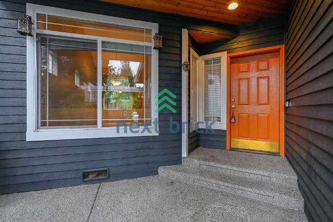 Foto del edificio - Spacious 4-Bedroom Retreat in Bothell with 2.5 Baths and 2454 Sq Ft of Comfort!